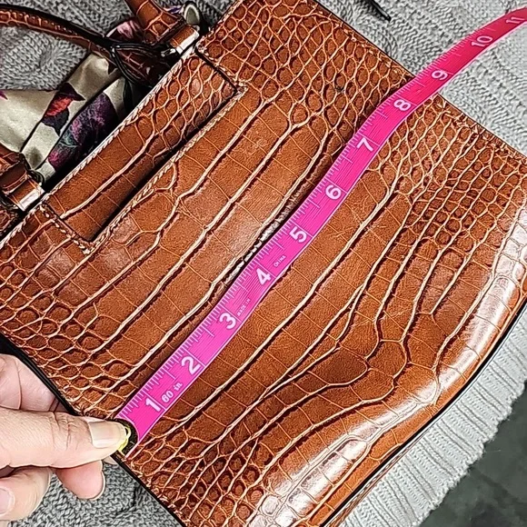 Dana Buchman Purse - Picture 11 of 16